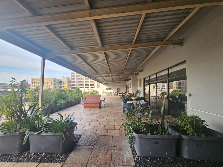 1 Bedroom Property for Sale in Bellville Central Western Cape